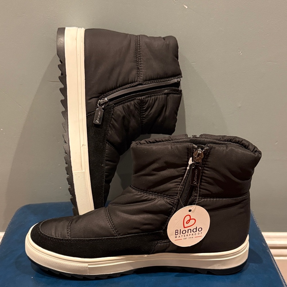 Blondo Black Quilted Waterproof Boots